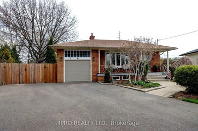 10 CHESTNUT Ave, Brampton - Northwood Park image-0-2