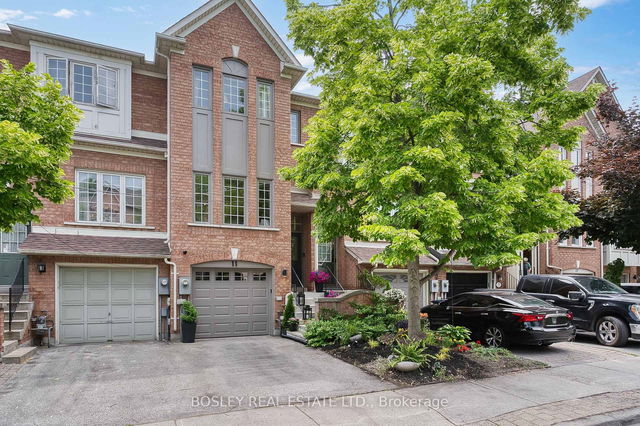 11 Bluewater Court
