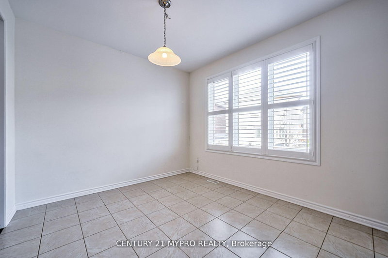1391 Whitney Terr, Milton, L9E 0B8 | Image 3