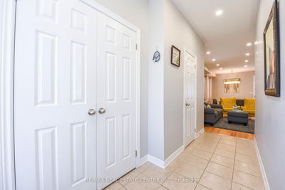 682 Megson Terr, Milton - Willmott image-0-4