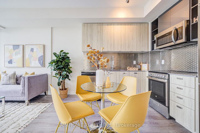 1202 - 10 De Boers Drive
