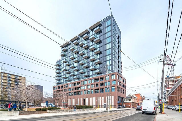 208 - 270 Dufferin Street