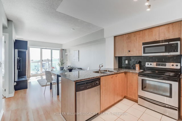 1101 - 1403 Royal York Road