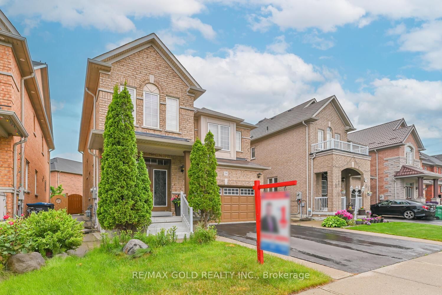 Detached House for sale at 54 GAMSON Crescent, Brampton, Ontario, L6R 0V6 - Sandringham-Wellington - MLS: W12230933