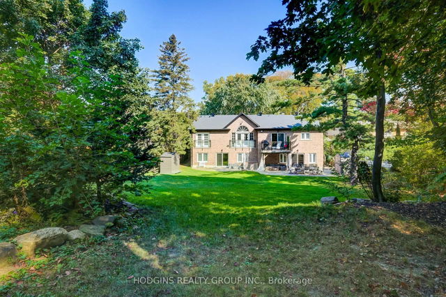 1520 Drymen Crescent