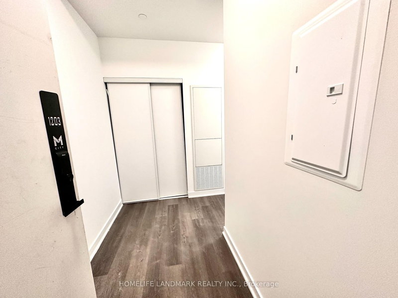 1203 - 3900 Confederation Pkwy E, Mississauga, L5B 0M3 | Image 3