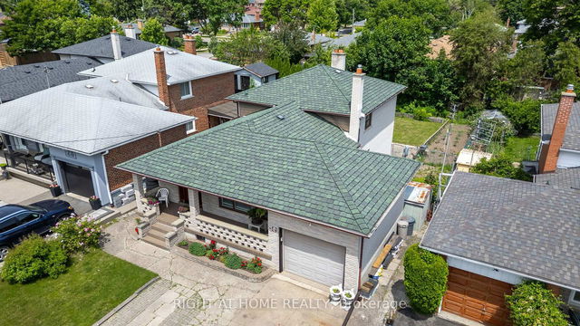 30 Hawthorne Road