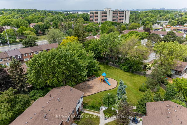 58 - 2825 Gananoque Drive