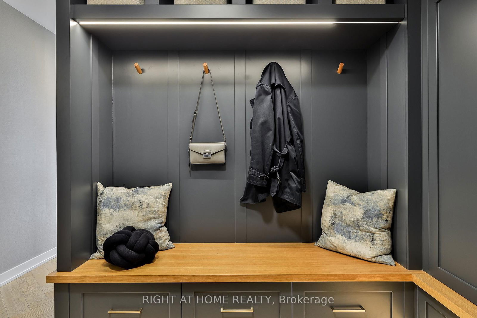 Condo for sale at 604-430 Roncesvalles Avenue, Toronto, Ontario, M6R 0A6 - Roncesvalles - MLS: W12231643