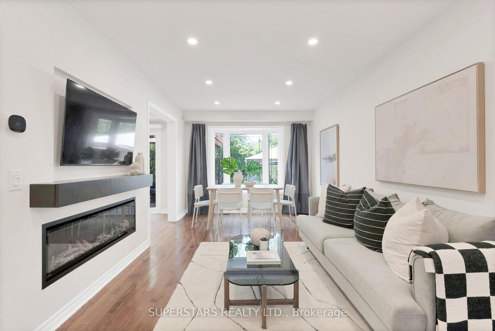 Listing Image 10