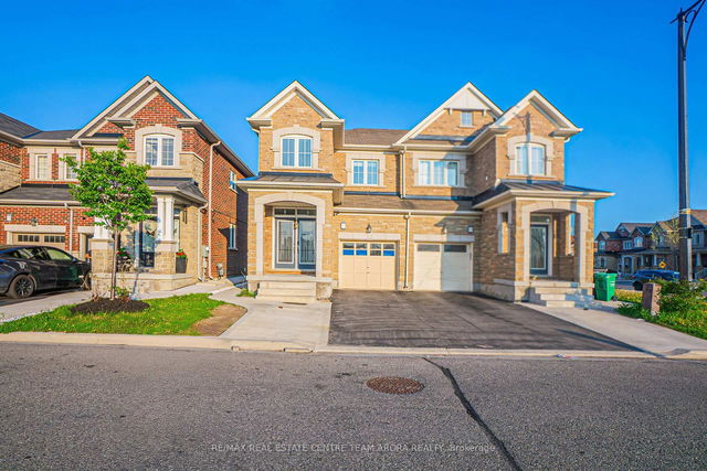 157 Baffin Crescent