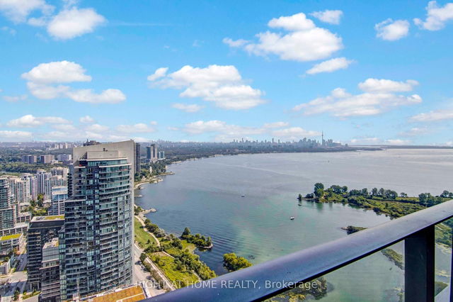 4205 - 20 Shore Breeze Drive