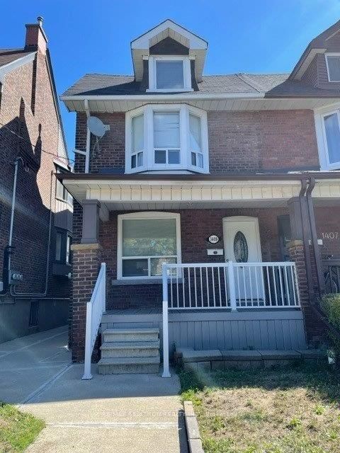2 - 1409 Lansdowne Avenue
