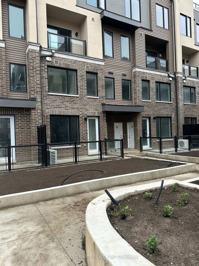 18 - 3550 Colonial Drive