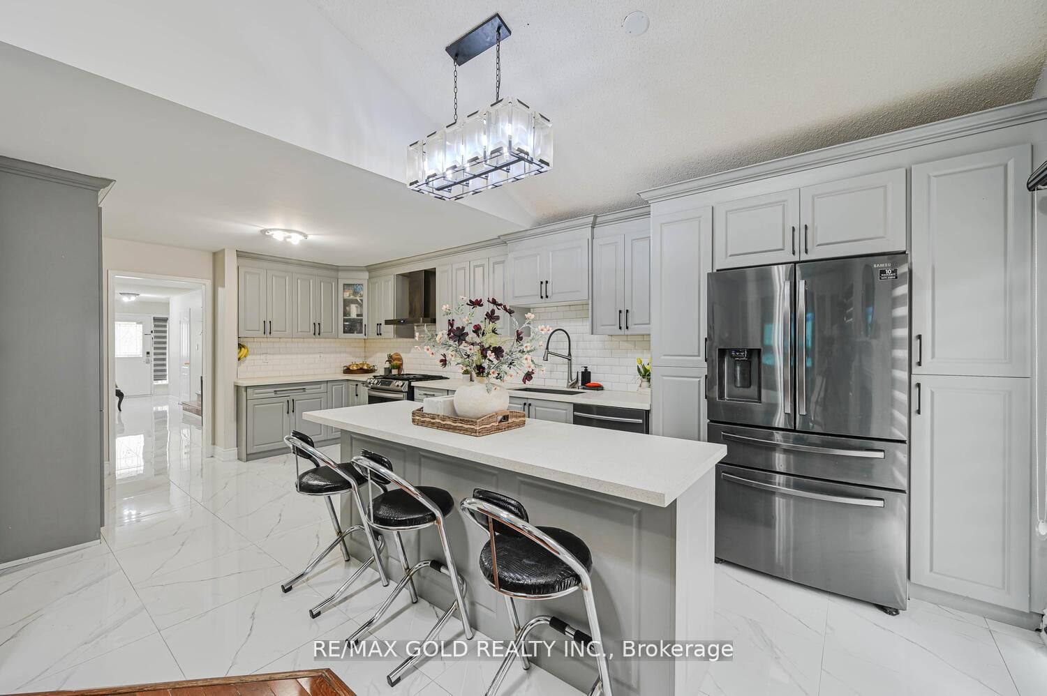 Detached House for sale at 111 Mint Leaf Boulevard, Brampton, Ontario, L6R 2Y9 - Sandringham-Wellington - MLS: W12232562