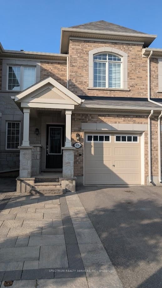 638 Laking Terrace