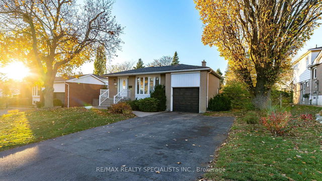 21 Parkend Avenue