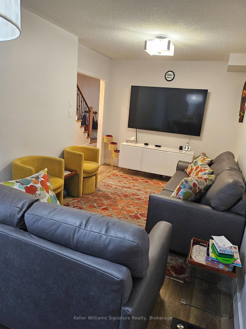 1385 Brookstar Dr, Oakville, L6M 3W2 | Image 3