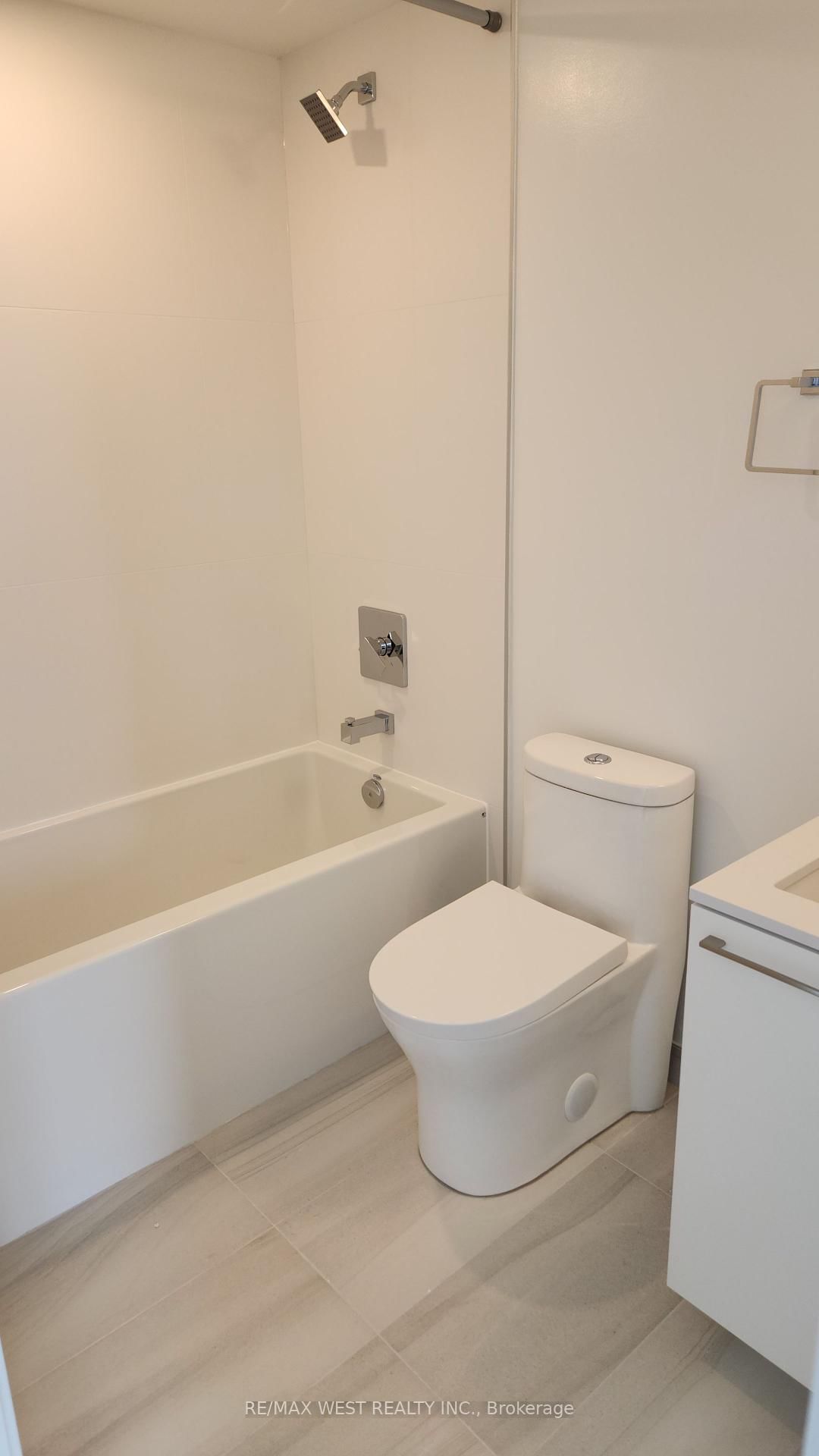 260 Malta Avenue, Unit 2403 - Photo 7