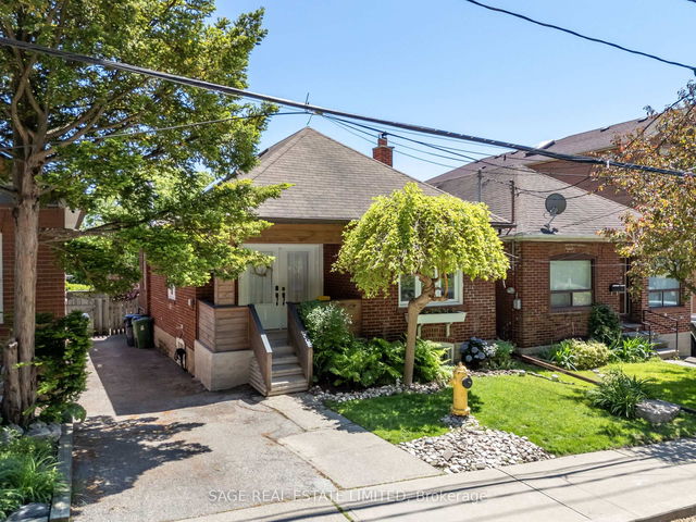 4047 Old Dundas Street