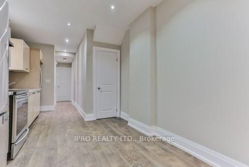 2nd Floor - 170 Yarmouth Road