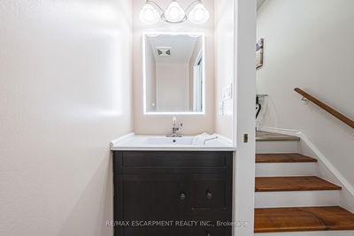 6291 Starfield Cres, Mississauga - Meadowvale image-0-4