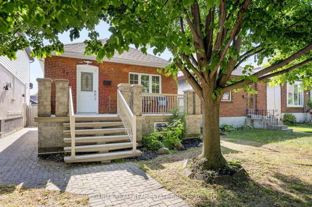 30 Mould Avenue