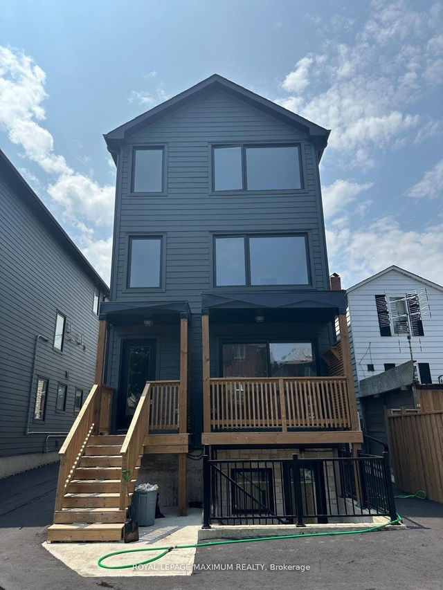 47 Rockcliffe Boulevard W