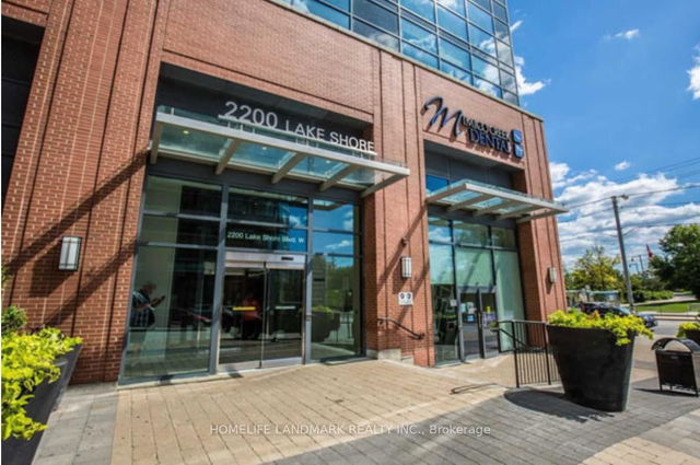 1601 (Master bedroom) - 2200 Lakeshore Boulevard W
