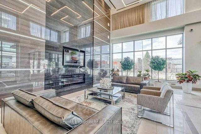 3109 - 3975 Grand Park Drive