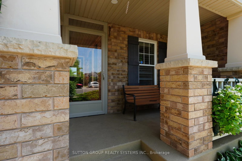 35 Bleasdale Ave, Brampton, L7A 0P5 | Image 2