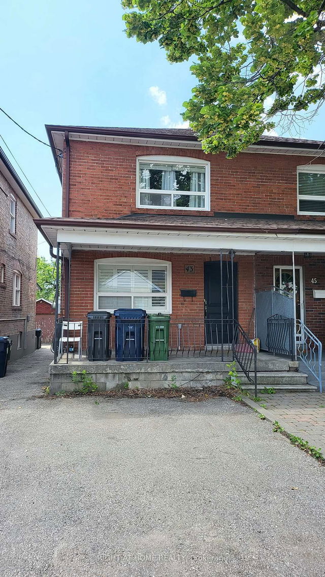 43 Bowie Avenue
