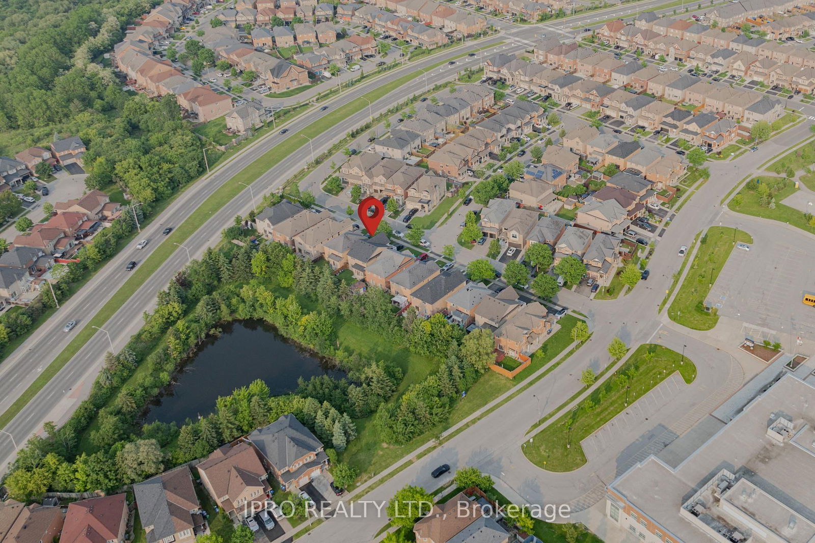 Detached House for sale at 14 Vanwood Crescent, Brampton, Ontario, L6P 2X4 - Vales of Castlemore - MLS: W12234924