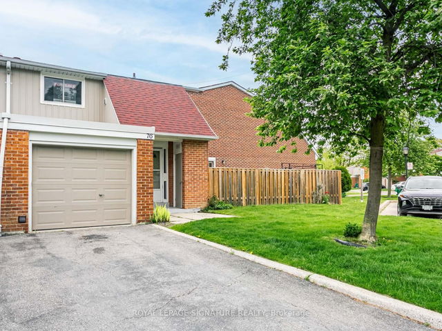 76 - 215 Mississauga Valley Boulevard