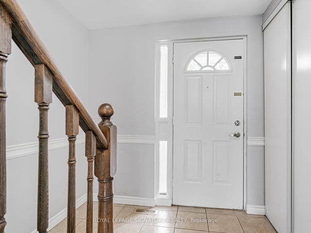76 - 215 Mississauga Valley Boulevard