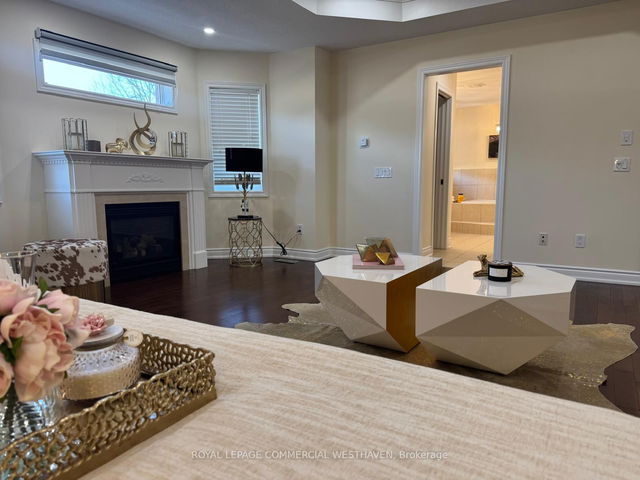 15 Quatro Crescent