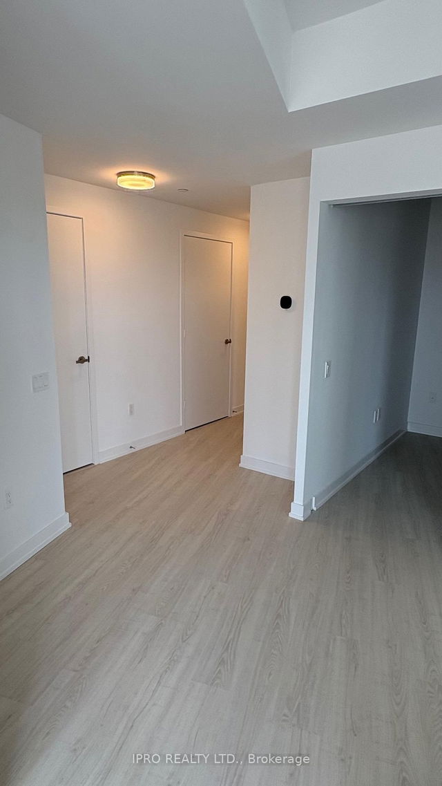 216 - 3883 Quartz Road