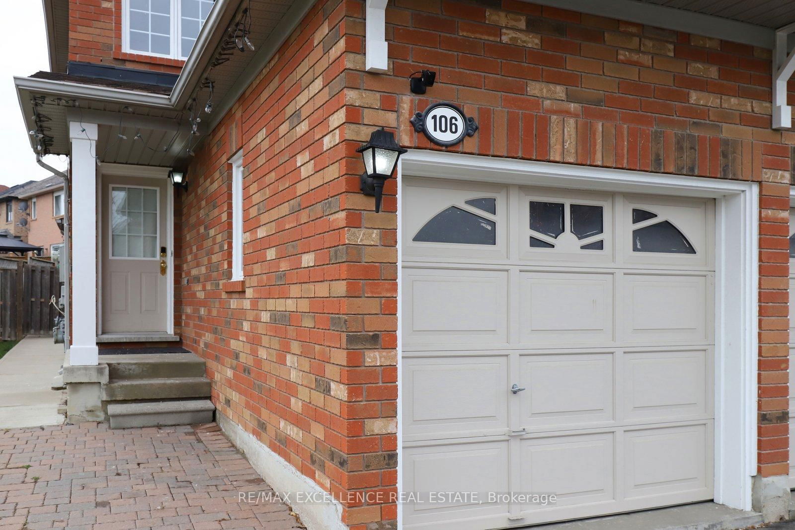 Detached House for sale at 106 Narrow Valley Crescent, Brampton, Ontario, L6R 2M6 - Sandringham-Wellington - MLS: W12235546