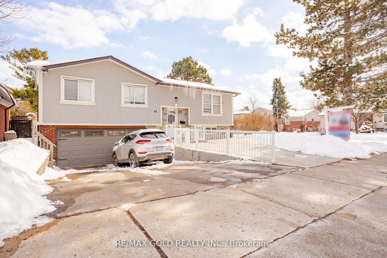 Detached House for sale at 65 Abell Drive, Brampton, Ontario, L6V 2W1 - Madoc - MLS: W12235597