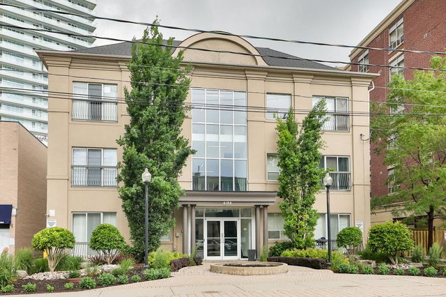 102 - 4198 Dundas Street W