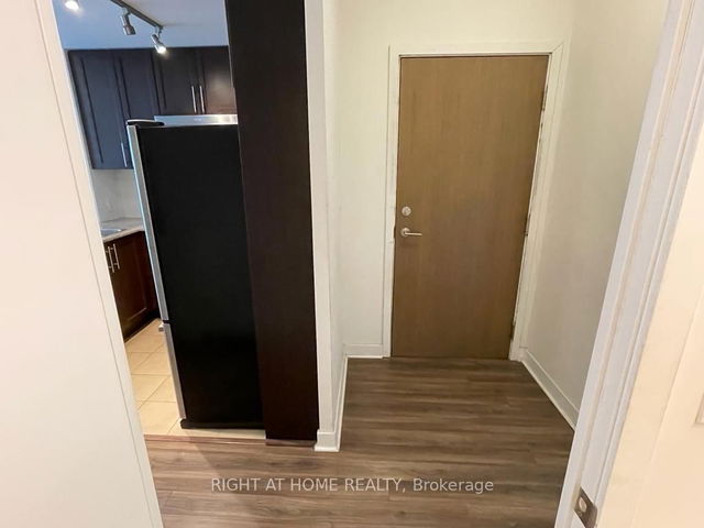 2001 - 3985 Grand Park Drive