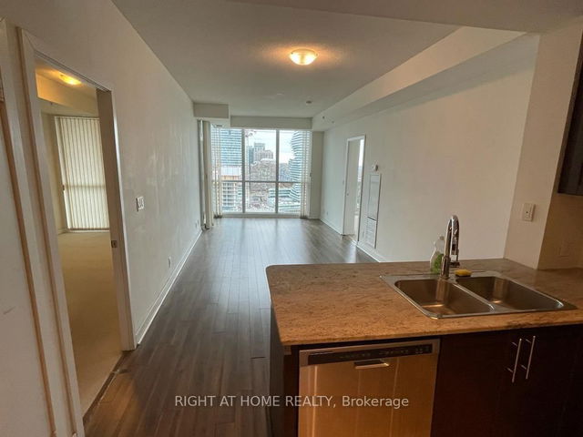 2001 - 3985 Grand Park Drive
