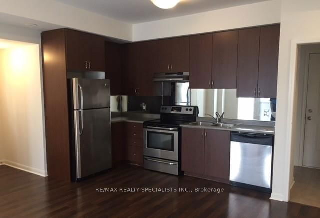 14 - 2875 Hazelton Place