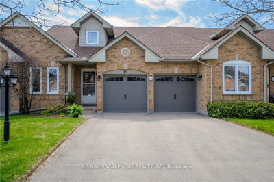Townhouse sold at 10-4275 Millcroft Park Drive, Burlington, Ontario, L7M 4L9 - Rose - MLS: W12236164