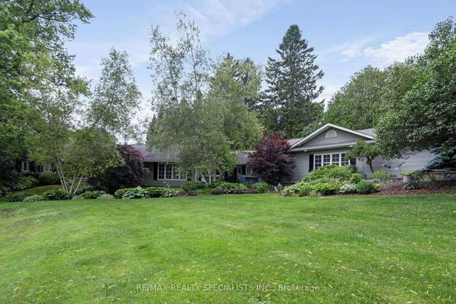 2 Cedar Drive