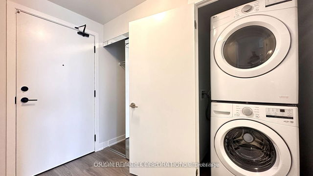 3109 - 430 Square One Drive