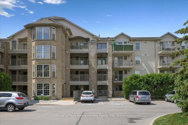105 - 1450 Bishops Gate