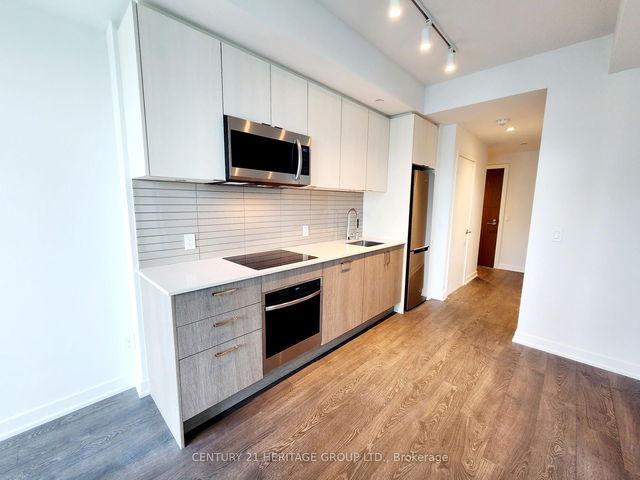 2203 - 1926 Lake Shore Boulevard W