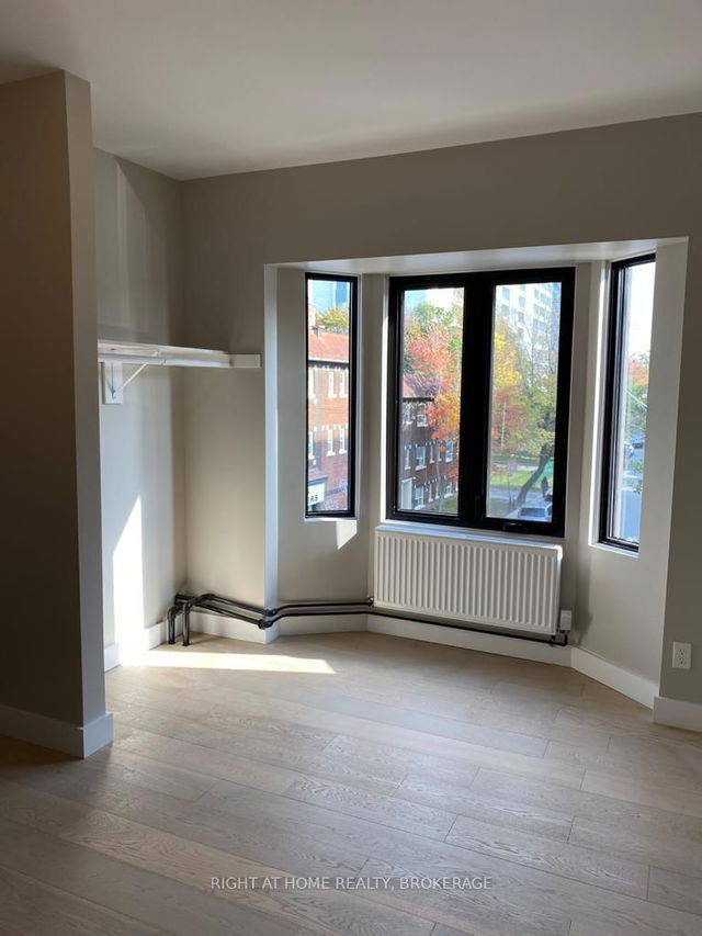 3A - 1022 Bloor Street W