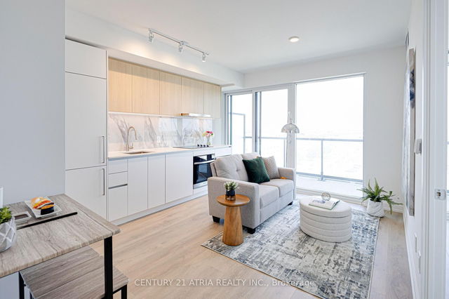 1027 - 1100 Sheppard Avenue W